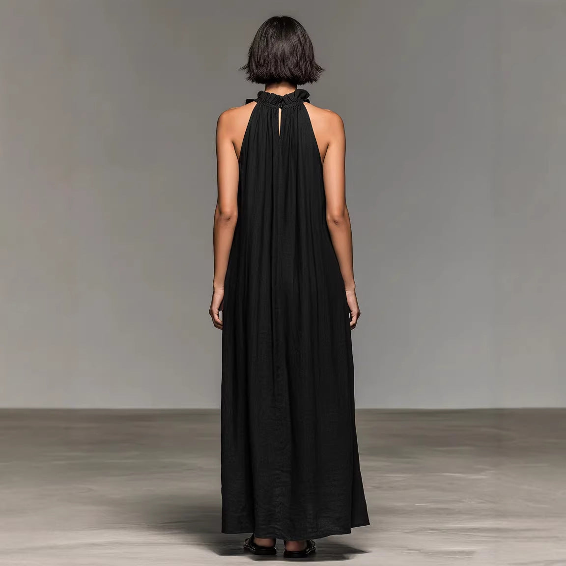 a669b95e-ed8c-4155-bca0-293c0d315063.jpg Resort Style Ruffled Halter Neck Sleeveless Maxi Dress - Loose Fit Flattering Flowy Skirt For Party Evening Gown Garments Apparel / Clothing - Image 3